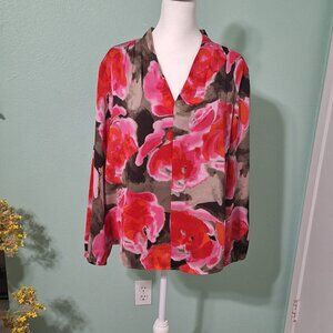 Nic+Zoe V-Neck Long Sleeved Blouse. Size L